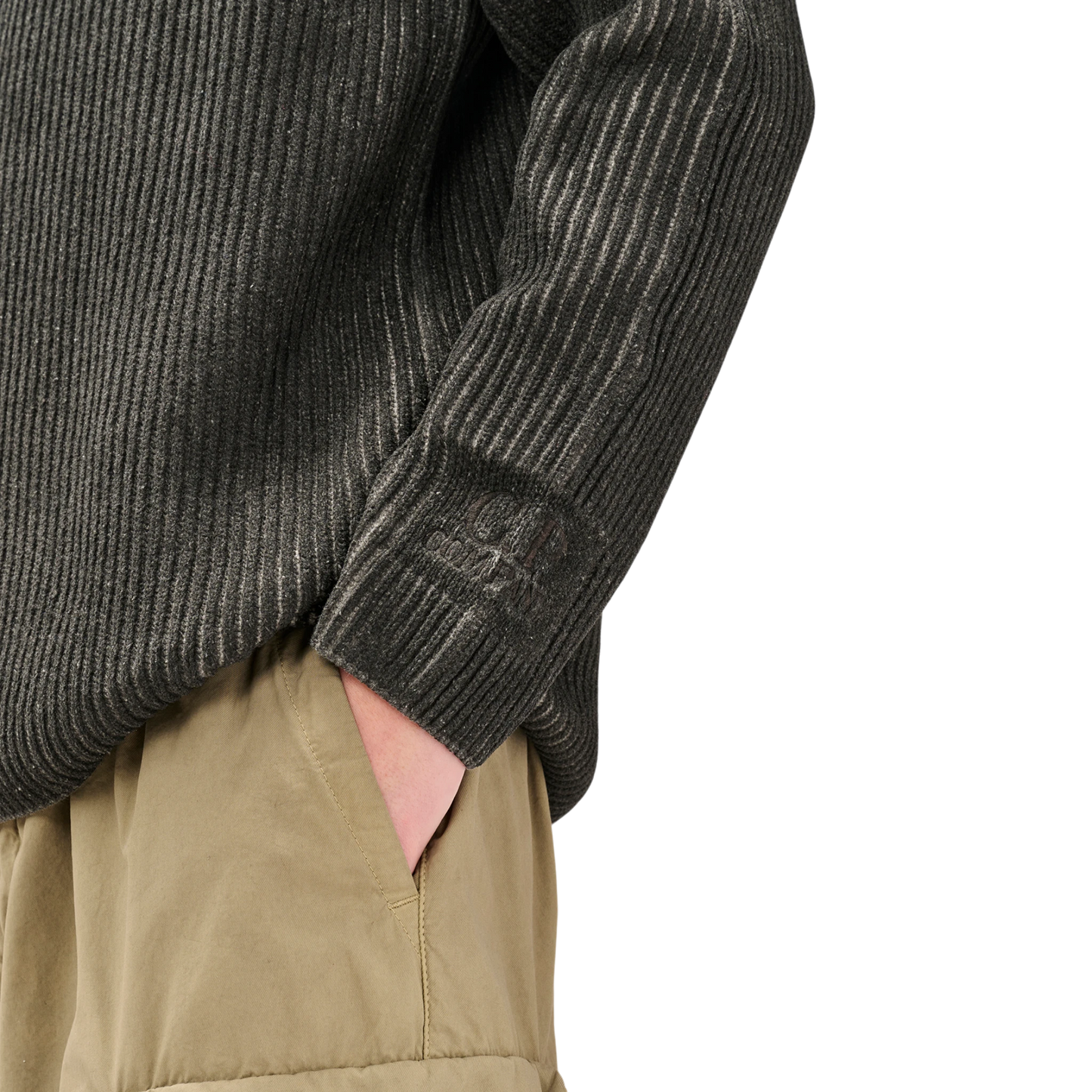 C.P. Company, Chenille Pullover in Raven Grey aus Baumwolle - UNIT Hamburg