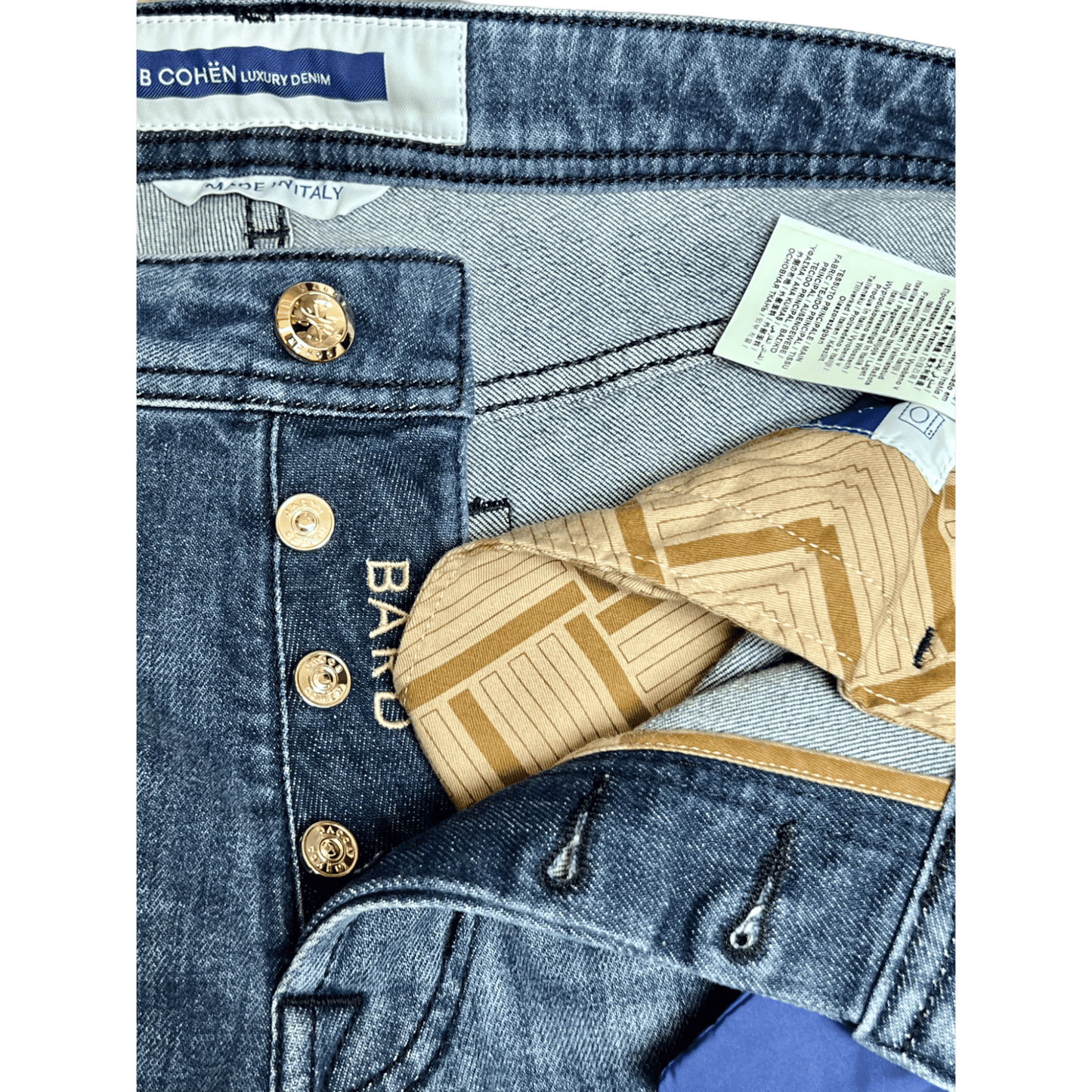 Jacob Cohen, BARD, off white label, vintage light blue - UNIT Hamburg